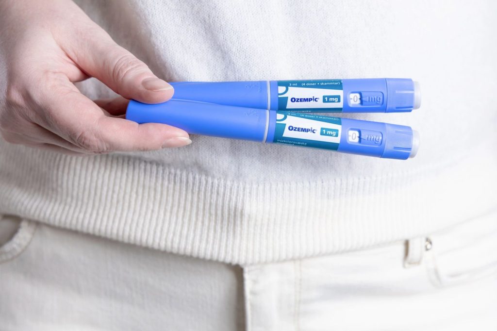 Weight loss clinic Houston—medical-grade injection pens used for diabetes and weight management consultations.